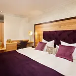 Hotell Schlosskrone 4*