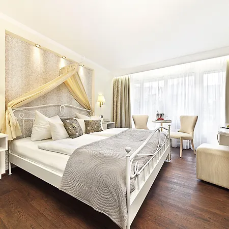 Schlosskrone Готель