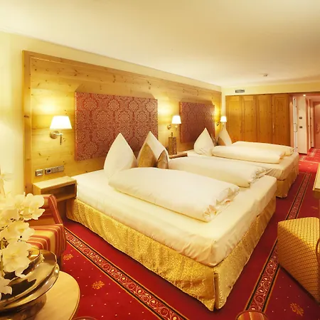 Готель Schlosskrone 4*