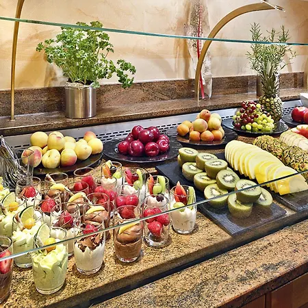 Schlosskrone Готель Фюссен