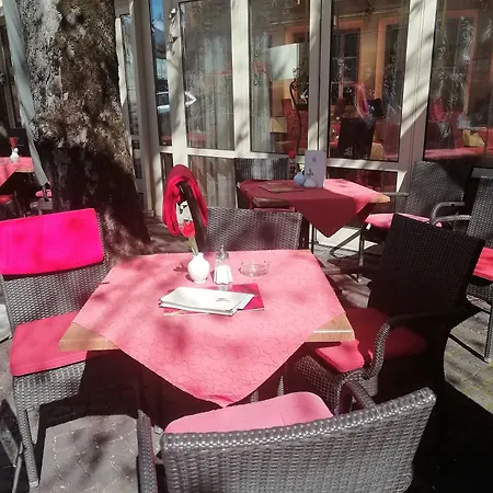 Schlosskrone Готель