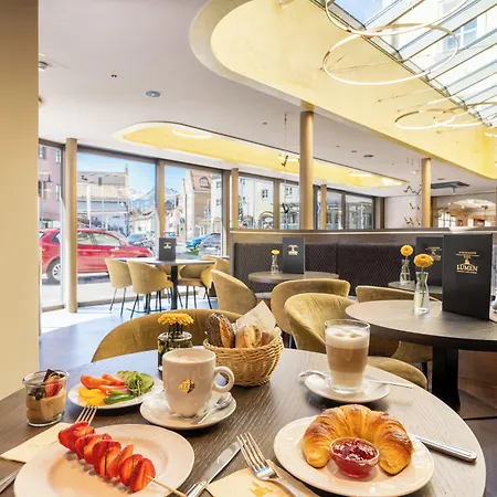 Hotel Schlosskrone 4*