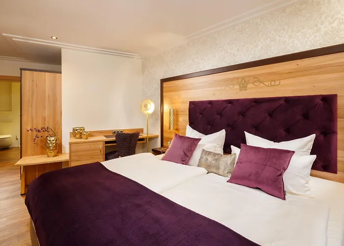 Otel Schlosskrone 4*